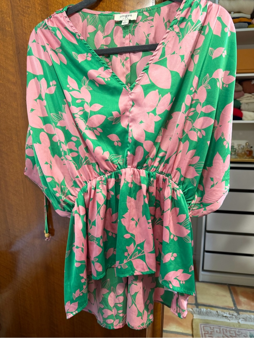 Umgee Green & Pink Floral Blouse – Size Large
